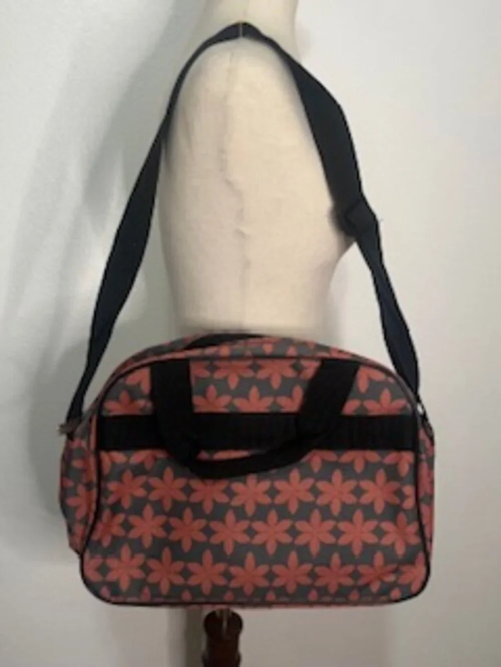 Skyline Computer Carry Bag commuter Tote Zip Top Adjustable Shoulder‎ Strap